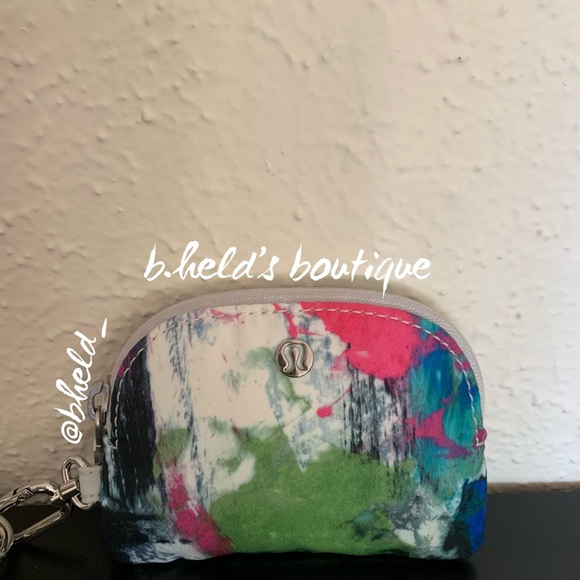 lululemon Dual Pouch Wristlet in No Limits White Multi/Vapor One Size New NWT - Picture 2 of 16